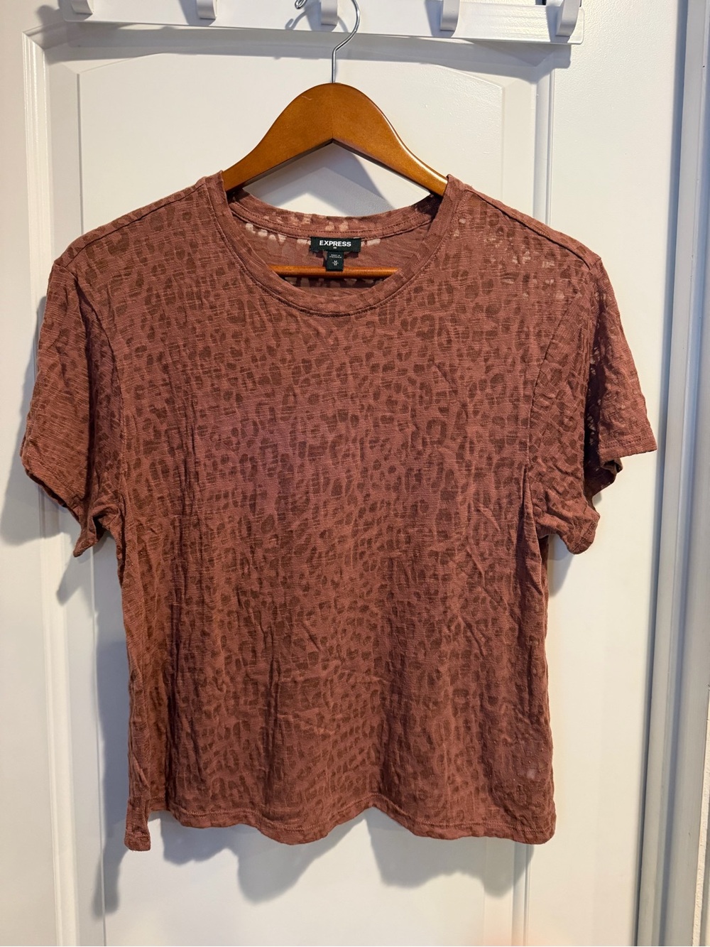 Express Mauve Animal-Print Short Sleeve Tee
